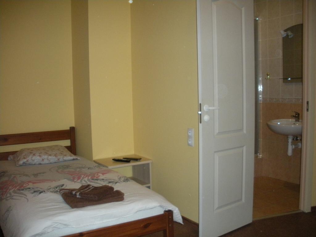 Hotel Arsenal Daugavpils Zimmer foto